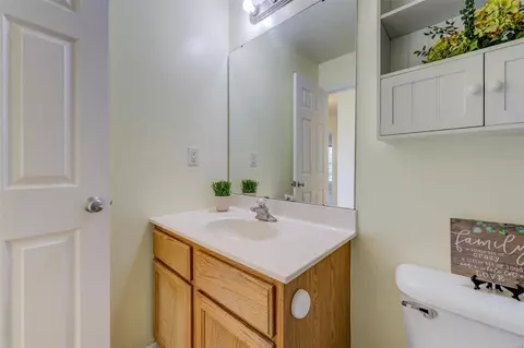 Bath - 13 Andrew Ct, O'fallon, MO 63368 photo 3 of 6