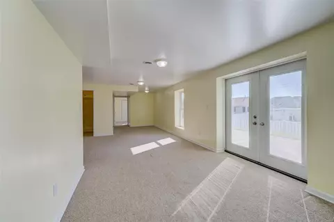 Living - 13 Andrew Ct, O'fallon, MO 63368 photo 5 of 6