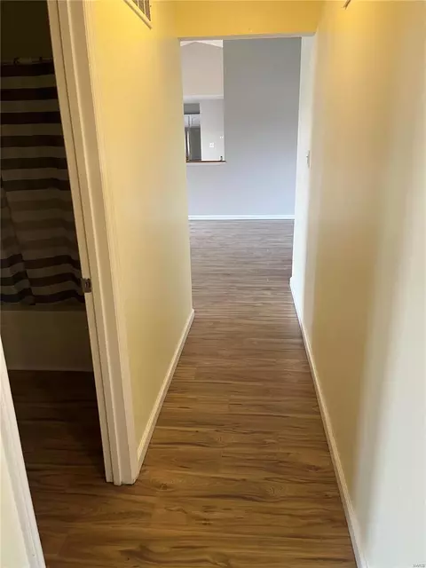 Entry Way - 13 Andrew Ct, O'fallon, MO 63368 photo 5 of 5