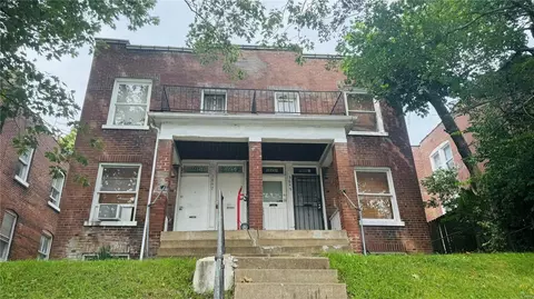 3845 Potomac St, Saint Louis, MO 63116