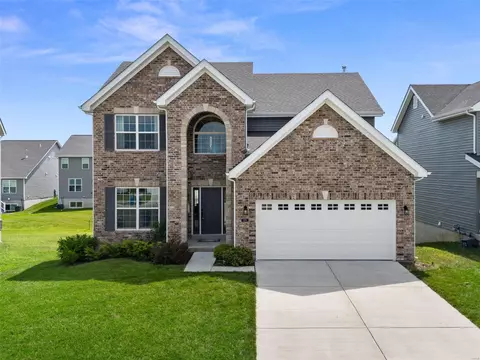129 Prairie Vista Ct, Saint Charles, MO 63301