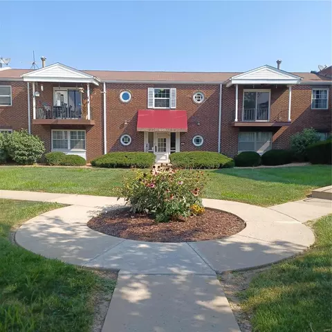 10311 Forest Brook Ln #B, Saint Louis, MO 63146
