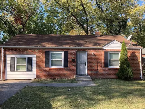 6729 Torlina Dr, Saint Louis, MO 63134