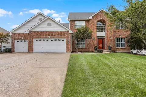 1705 Ivy Chase Ct, Fenton, MO 63026
