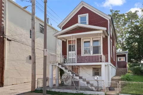 1718 Edwards St, Saint Louis, MO 63110