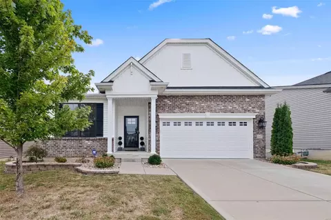 660 Wilmer Meadow Dr, Wentzville, MO 63385