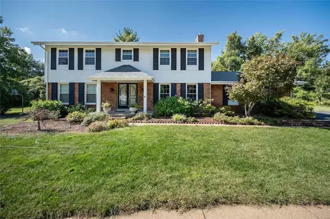 396 Littany Ln, Chesterfield, MO 63017