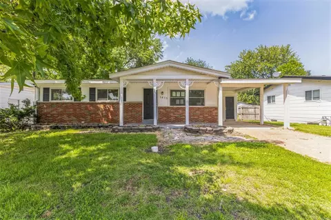1415 Cove Ln, Saint Louis, MO 63138