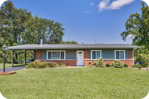 107 Bal Harbour Dr, Saint Louis, MO 63146