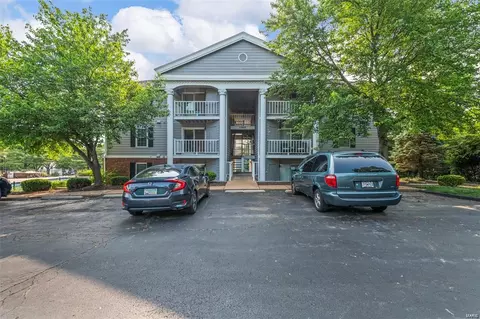 12824 Portulaca Dr #I, Saint Louis, MO 63146