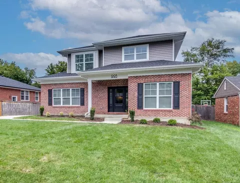 993 Glenbrook Ave, Glendale, MO 63122