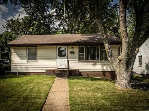 8627 North Ave, Saint Louis, MO 63114