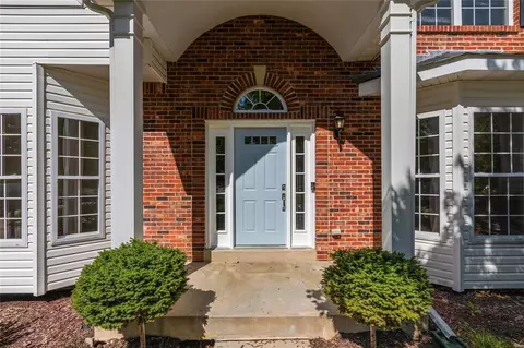 105 Mackintosh Ln, O'fallon, MO 63368 photo 2
