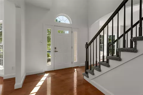 105 Mackintosh Ln, O'fallon, MO 63368 photo 3