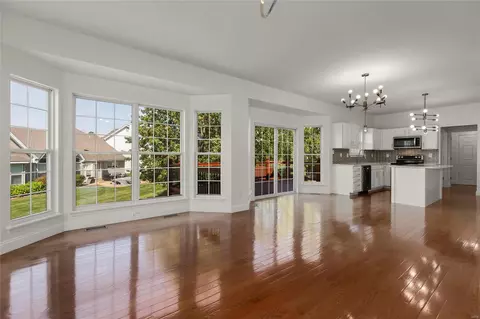 105 Mackintosh Ln, O'fallon, MO 63368 photo 6