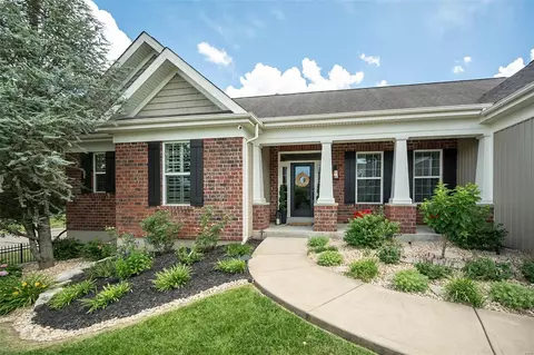 Exterior - 200 Toussaint Landing Dr, O'fallon, MO 63368 photo 2 of 7