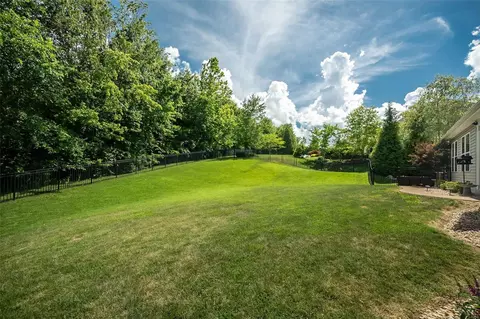 Exterior - 200 Toussaint Landing Dr, O'fallon, MO 63368 photo 5 of 7