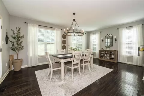 Dining - 200 Toussaint Landing Dr, O'fallon, MO 63368 photo 2 of 3