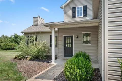 952 Emge Rd, O'fallon, MO 63366 photo 3