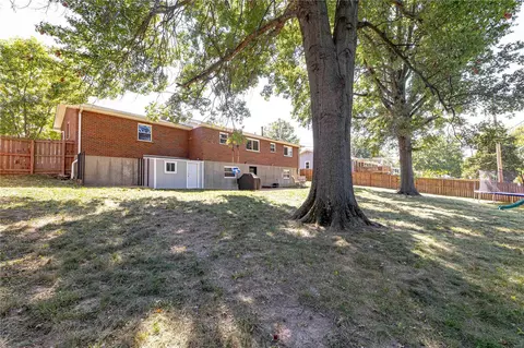 Exterior - 142 Corral Trl, Ellisville, MO 63011 photo 2 of 5