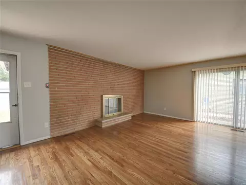 3330 Cavan Dr, Saint Ann, MO 63074 photo 3