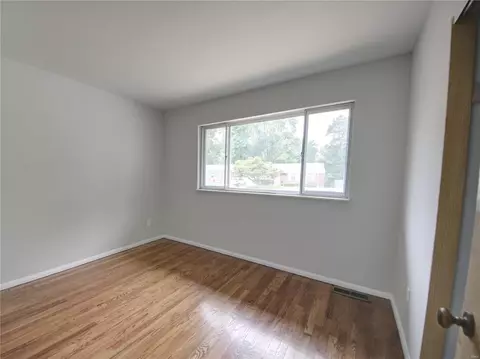 3330 Cavan Dr, Saint Ann, MO 63074 photo 10