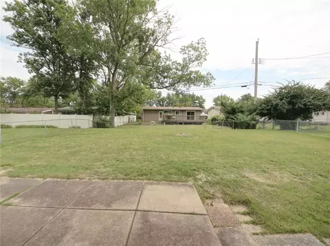 3330 Cavan Dr, Saint Ann, MO 63074 photo 15