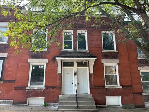 3118 Utah St, Saint Louis, MO 63118