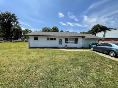 207 Hartman Ln, O'fallon, IL 62269 photo 1