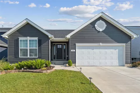 140 Liberty Valley Dr, Foristell, MO 63348