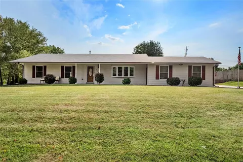 2516 Spring Valley Dr, Saint Peters, MO 63376