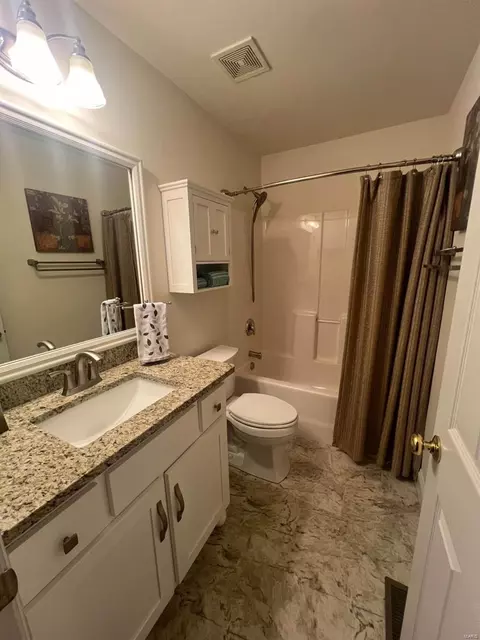 Bath - 1414 Garnet Dr, O'fallon, MO 63366 photo 1 of 4