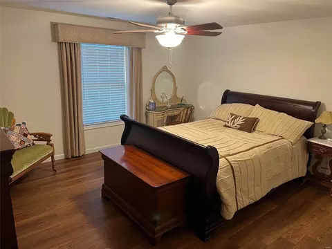 Bedroom - 1414 Garnet Dr, O'fallon, MO 63366 photo 6 of 7