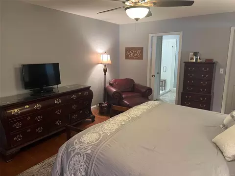 Bedroom - 1414 Garnet Dr, O'fallon, MO 63366 photo 3 of 7