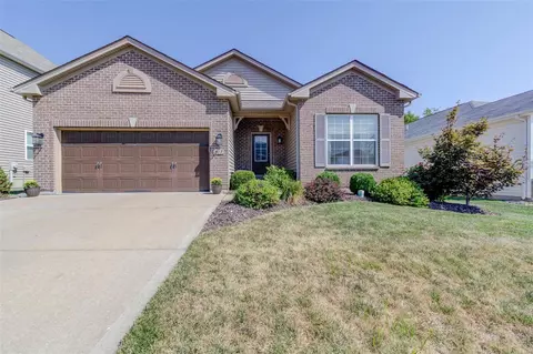517 Country Landing Dr, Lake Saint Louis, MO 63367