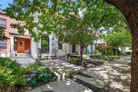 3256 Domain St, Saint Charles, MO 63301
