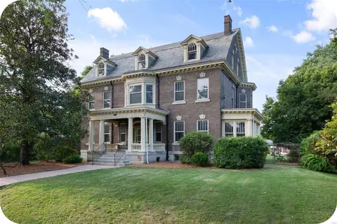 3145 Hawthorne Blvd, Saint Louis, MO 63104