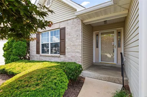 4 Piepers Glen Ct, O'fallon, MO 63366 photo 3