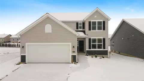 1957 Rolling River Cir, Saint Paul, MO 63366