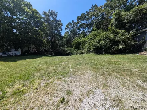 1859 Engle Dr, Arnold, MO 63010 photo 2