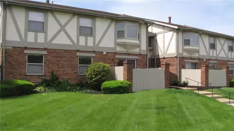 1445 Willow Brook Cv #10, Saint Louis, MO 63146