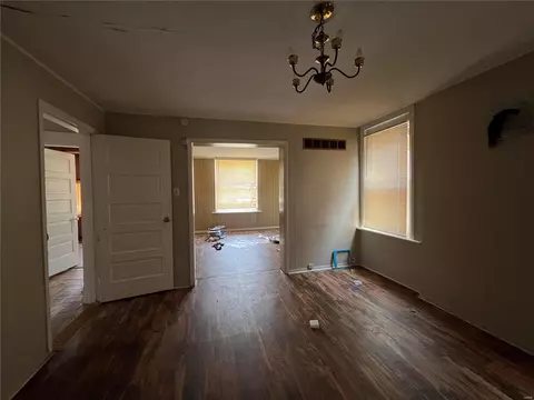Living - 4530 Greer Ave, Saint Louis, MO 63115 photo 3 of 3