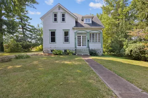 7610 Augusta Ave, Saint Louis, MO 63121