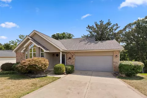 Exterior - 248 Birmingham Dr, O'fallon, MO 63366 photo 2 of 11