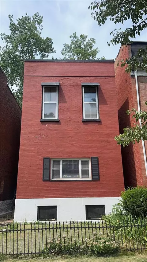 2227 Indiana Ave, Saint Louis, MO 63104