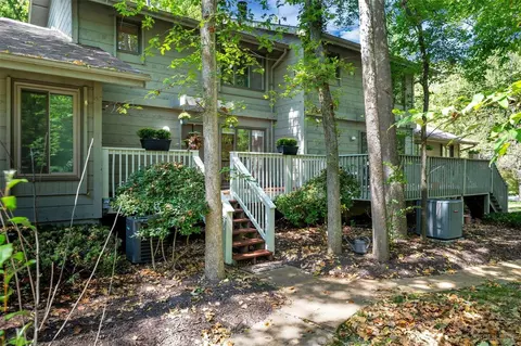 Exterior - 1521 Autumn Leaf Dr, Ballwin, MO 63021 photo 7 of 7