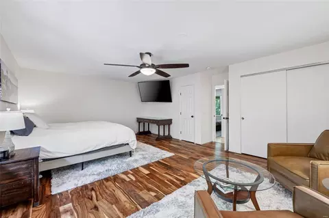 Bedroom - 1521 Autumn Leaf Dr, Ballwin, MO 63021 photo 1 of 5