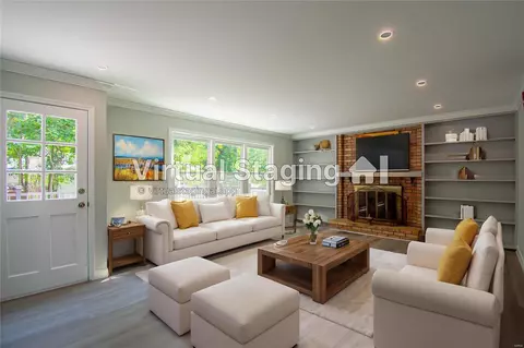 Living - 200 Spring Oaks Dr, Ballwin, MO 63011 photo 3 of 12