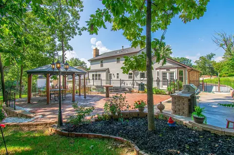 Exterior - 200 Spring Oaks Dr, Ballwin, MO 63011 photo 13 of 24