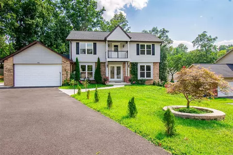 Exterior - 200 Spring Oaks Dr, Ballwin, MO 63011 photo 2 of 24